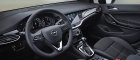 2019 Opel Astra (interior)