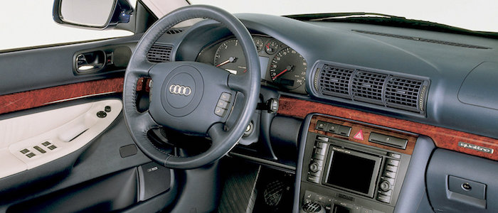 Brother locate formal Audi A4 (1999 - 2001) - AutoManiac
