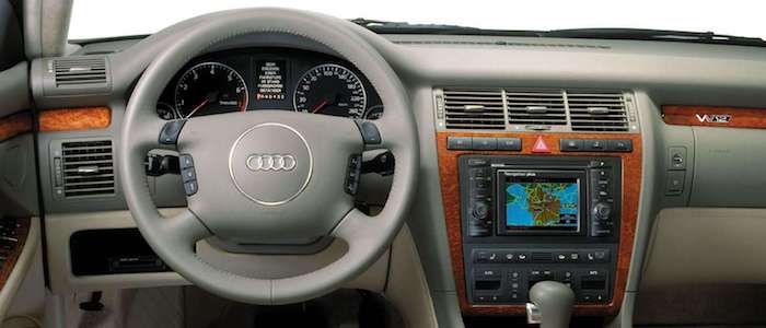 Audi A8  2.5 TDI
