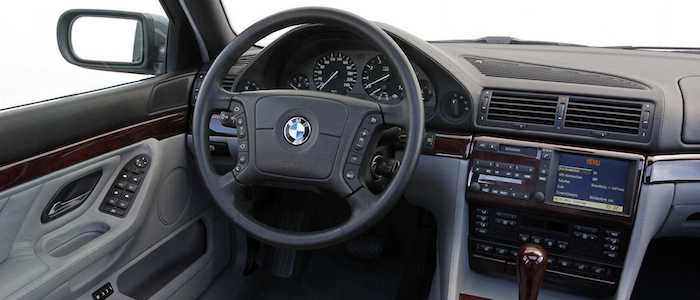 BMW 7 Series  735i