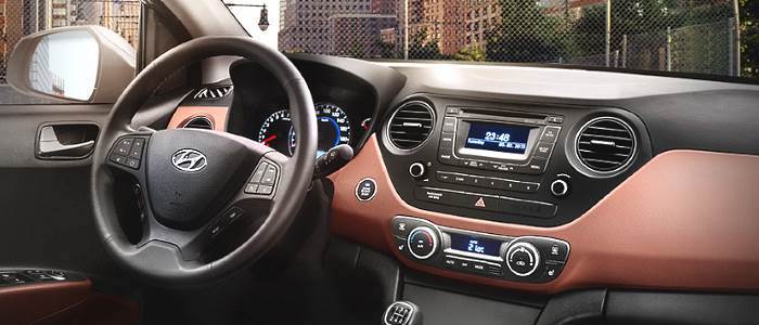 Hyundai i10 Interior Layout & Technology | Top Gear