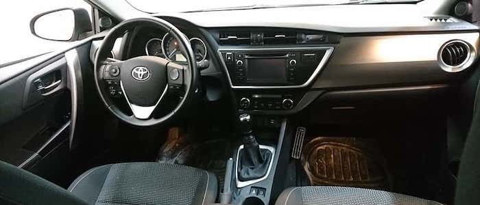 Toyota Auris  1.6 VVT-i