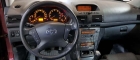 2003 Toyota Avensis (interior)