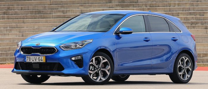 KIA Ceed 1.4 vs Seat Leon 1.5 TSI 130 ACT - AutoManiac